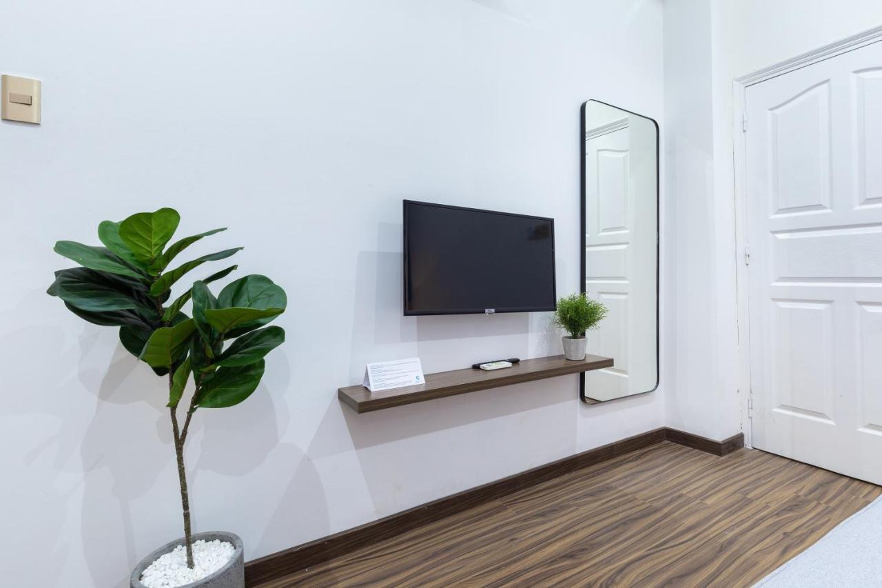 Cozrum Smart - First Target Hotel Ho Chi Minh-byen Eksteriør bilde